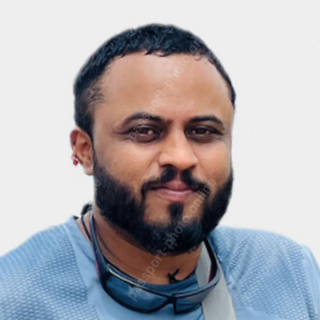 Portrait of Omkar Phatak